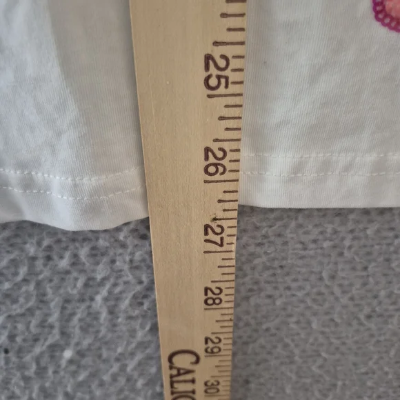 NWT Queen of Sparkles Women's White Short Sleeve Multi Wine Glass Tee Sequins L - Picture 8 of 8